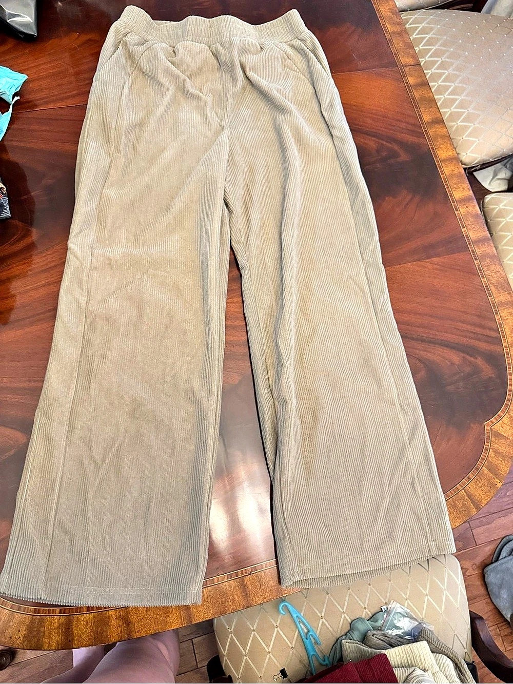 Halara Wide Leg Pants Beige Large Like New